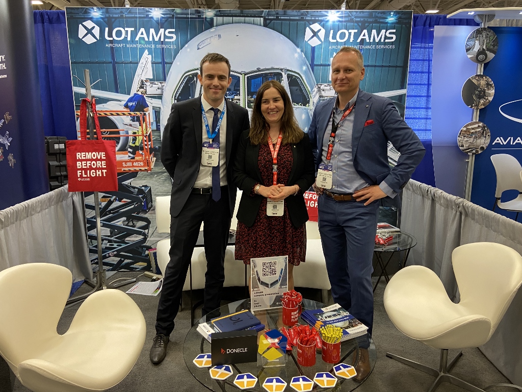 LotAMSand Donecle at MRO Americas 2022